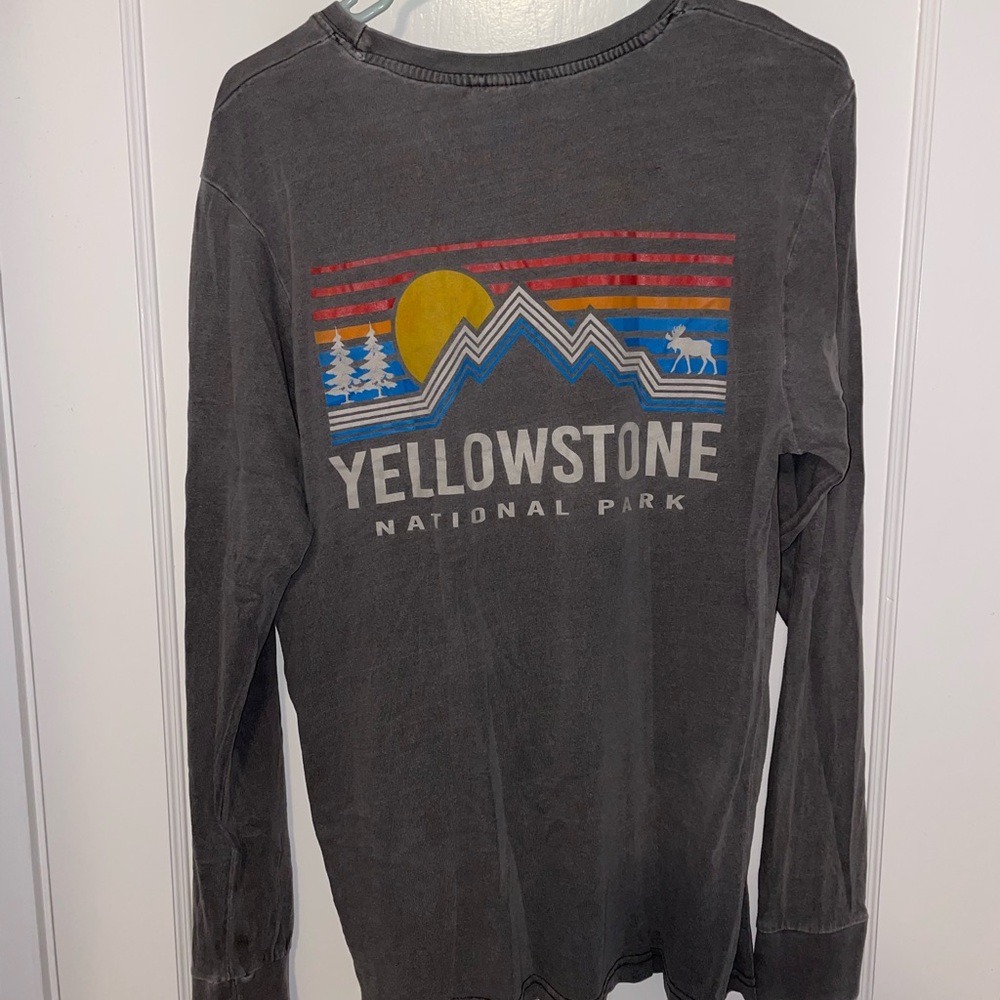 Gray Yellowstone National Park Long Sleeve Shirt